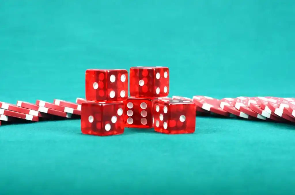Bangladesh readers exploring the i444 pdf Casino Arcade Guide on smartphones
